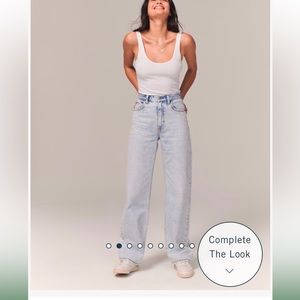 Abercrombie & Fitch the loose high rise Jean size 28